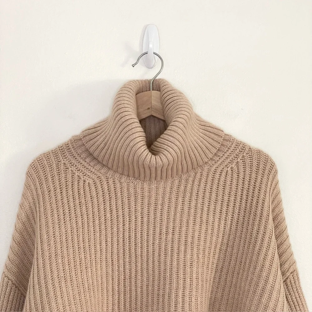 Aritzia Babaton Guell Funnel Neck Sweater Merino Wool Slouchy Turtleneck Camel L